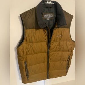 Eddie Bauer Men’s Large Vest